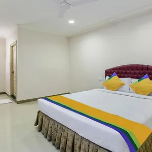 *** Hotel Treebo Trip Royal India